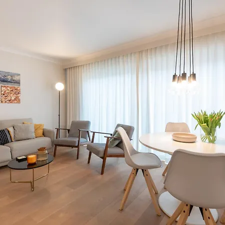 Modern With Large Terrace Close To The Sea Appartement Oostende