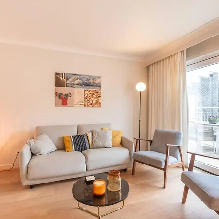 Modern With Large Terrace Close To The Sea * Οστένδη