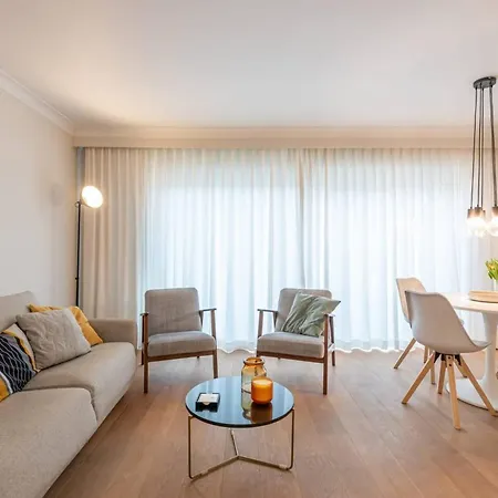Modern With Large Terrace Close To The Sea Διαμέρισμα *